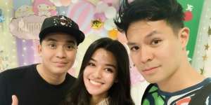 Heboh Foto Billy Syahputra Bareng Mantan Kekasih