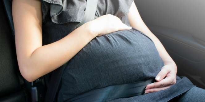 Cara Memasang Sabuk Pengaman yang Benar untuk Ibu Hamil
