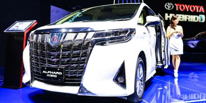 Jarang yang Beli, Mengapa Alphard Hybrid Tak Laku di Indonesia?