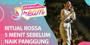 Ritual Rossa 5 Menit Sebelum Naik Panggung