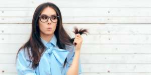 8 Tips Atasi Rambut Bercabang, Jangan Potong Ujung Rambut