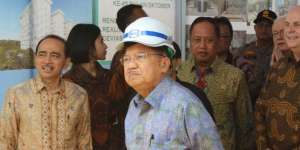 Jusuf Kalla: Hari Minggu, Hari Bebas