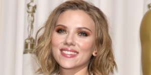 Tutorial Smokey Cat Eye Makeup Scarlett Johansson