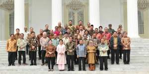 Potret Terakhir Jokowi-JK Bersama Menteri Kabinet Kerja