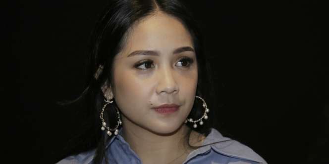 Respons Ngakak Warganet Lihat Nagita Slavina Pakai Jepitan Rp11 Juta