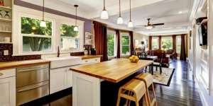 Aksen Butcher Block Bikin Tampilan Dapur Lebih Hangat