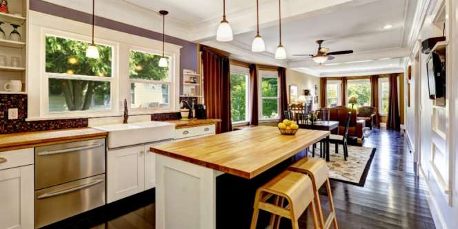 Aksen Butcher Block Bikin Tampilan Dapur Lebih Hangat