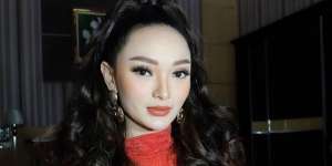 Zaskia Gotik Menikah Tahun Depan?
