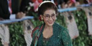 Penampilan Cantik Nan Anggun 8 Srikandi di Pelantikan Presiden