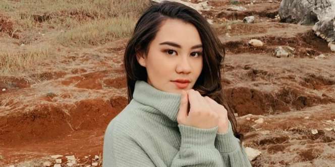 Duet Aaliyah Massaid dan Reza Artamevia Buka JFW 2020