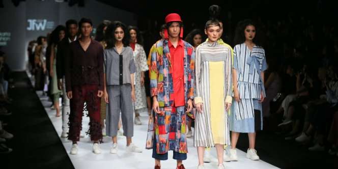 Melihat Tren Mode di Jakarta Fashion Week 2020
