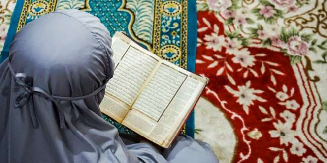 Menerima Imbalan Usai Diminta Membaca Alquran, Bolehkah?