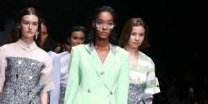 Parade Fashion Upcycling Ramah Lingkungan JFW 2020