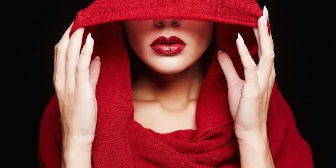 Cara Memerahkan Bibir Secara Alami dengan Cepat dan Permanen