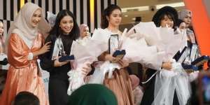 Unjuk Karya Finalis Wardah Inspiring Young Designer Competition di JFW 2020