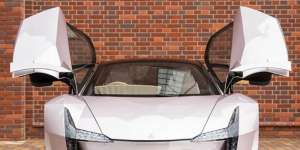 Sekilas Mirip Lamborghini, Supercar Ini Dibuat dari `Sampah`