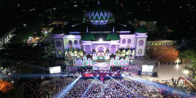 Buat Rekor MURI, 7.260 Pelajar & Guru Setor Hafalan Juz 30