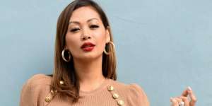 Awet Muda, Indah Kalalo Makin Memesona