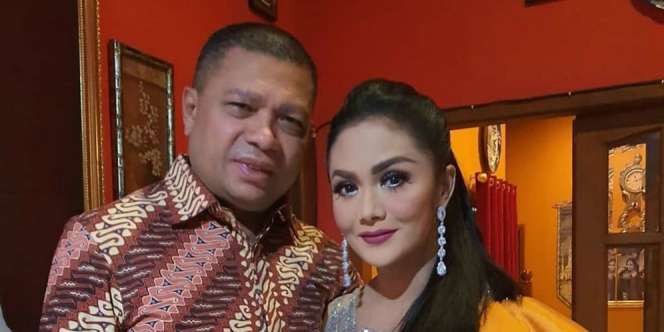 Raul Lemos Operasi Katarak, Krisdayanti : Aku Akan Selalu Mendampingimu