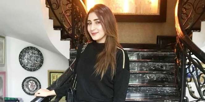 Tania Nadira Ajak Keliling Rumah Mewahnya, Bikin Terpana