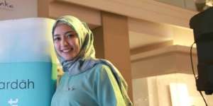 Tips Mudah Merawat Rambut Bareng Wardah Shampo