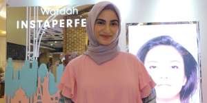 Tampil Glowing dengan Makeup Natural, Munira Agile Bagikan Rahasianya