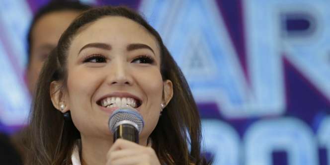 Habis Lahiran Tenteng Pouch Mahal, Tubuh Ayu Dewi Dipuji Makin Kece