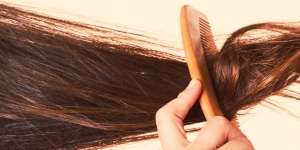 Hukum Menyisir Rambut Pakai Sisir Gading Gajah