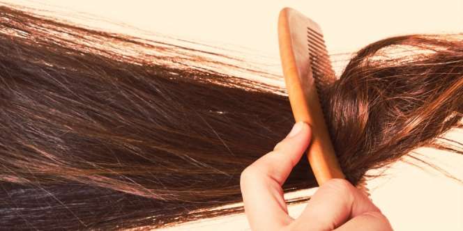 Hukum Menyisir Rambut Pakai Sisir Gading Gajah