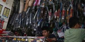 Trik Instan Sulap Tampilan Sepeda Motor