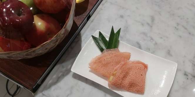 Resep Dadar Gulung dengan Isian Apel Manis