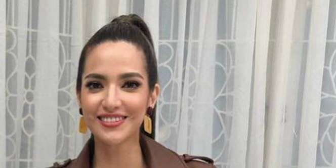 Mewah! Ranjang Nia Ramadhani Seperti Milik Rihanna