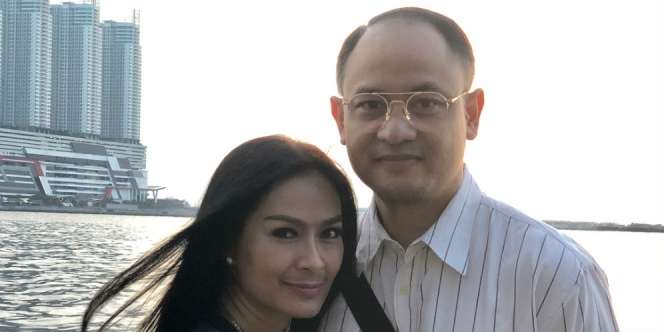 Iis Dahlia Benarkan Suaminya Pilot Garuda Berisi Harley Davidson