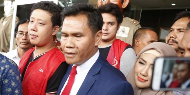 'Trio Ikan Asin' Jalani Sidang Perdana