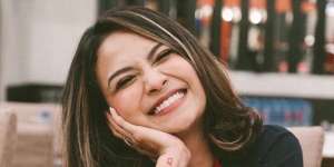 Waduh, Vanessa Angel Mendadak Berkumis