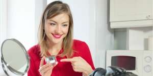 Kesalahan Merias Wajah yang Kerap Dilakukan