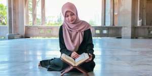 Dianjurkan Memulai Baca Al-Quran dengan Ta'awudz, Mengapa?