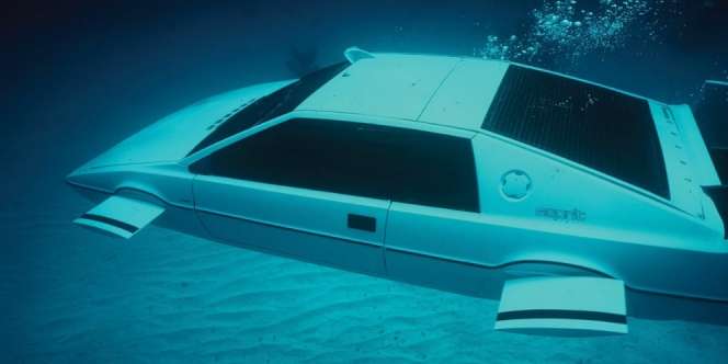 Dibeli Rp1 Juta, Mobil `Kapal Selam` Laku Terjual Rp13 Miliar