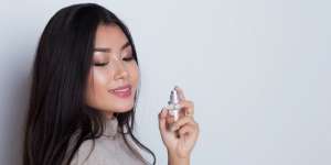 Mengenal Oud, Parfum Arab yang Aromanya Tajam dan Tahan Lama