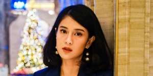 Dian Sastro Pamer Foto Bareng Yoona SNSD, Sherina Munaf Heboh