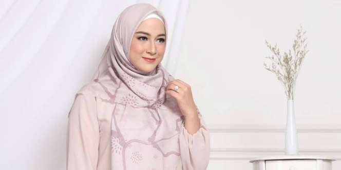 Zeta Scarves Luncurkan Hijab Elegan Berbahan Voal Premium