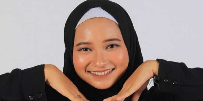 Riasan Wajah ke Kampus, Simpel dan Flawless