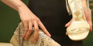 Tren Custom Fashion, Yuk Desain Sepatumu Sendiri!