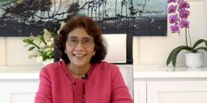 Pakai Brompton Keliling Jakarta, Susi Pudjiastuti Jadi Sorotan