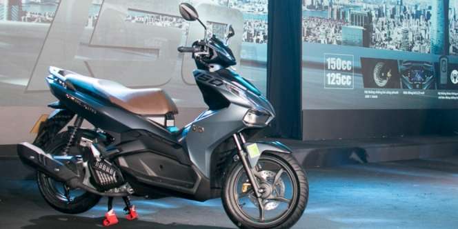 Honda Air Blade Meluncur, Siap Tantang Yamaha Aerox