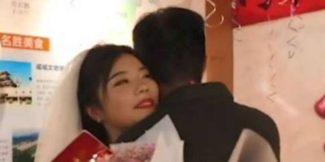 Minta Dinikahi, Gadis Ini Lamar Kekasih dengan Mobil BMW dan Rumah Mewah