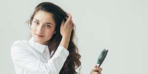 Tips Memilih Belahan Rambut Sesuai Bentuk Wajah