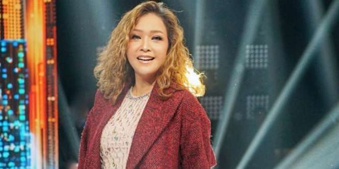 Maia Estianty Pamer Rambut Keriting, Mirip BCL?