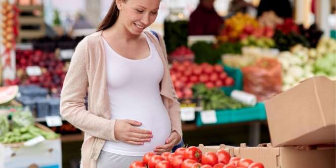 15 Manfaat Jus Tomat Campur Wortel untuk Diet dan Ibu Hamil