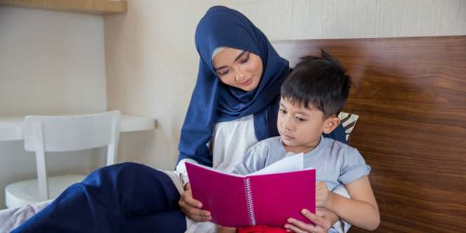 Ibu, Ini Cara Persiapkan Uang Pendidikan untuk Buah Hati